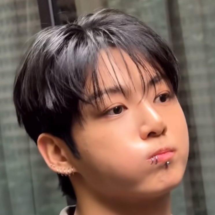 BABE SUGA tweet media