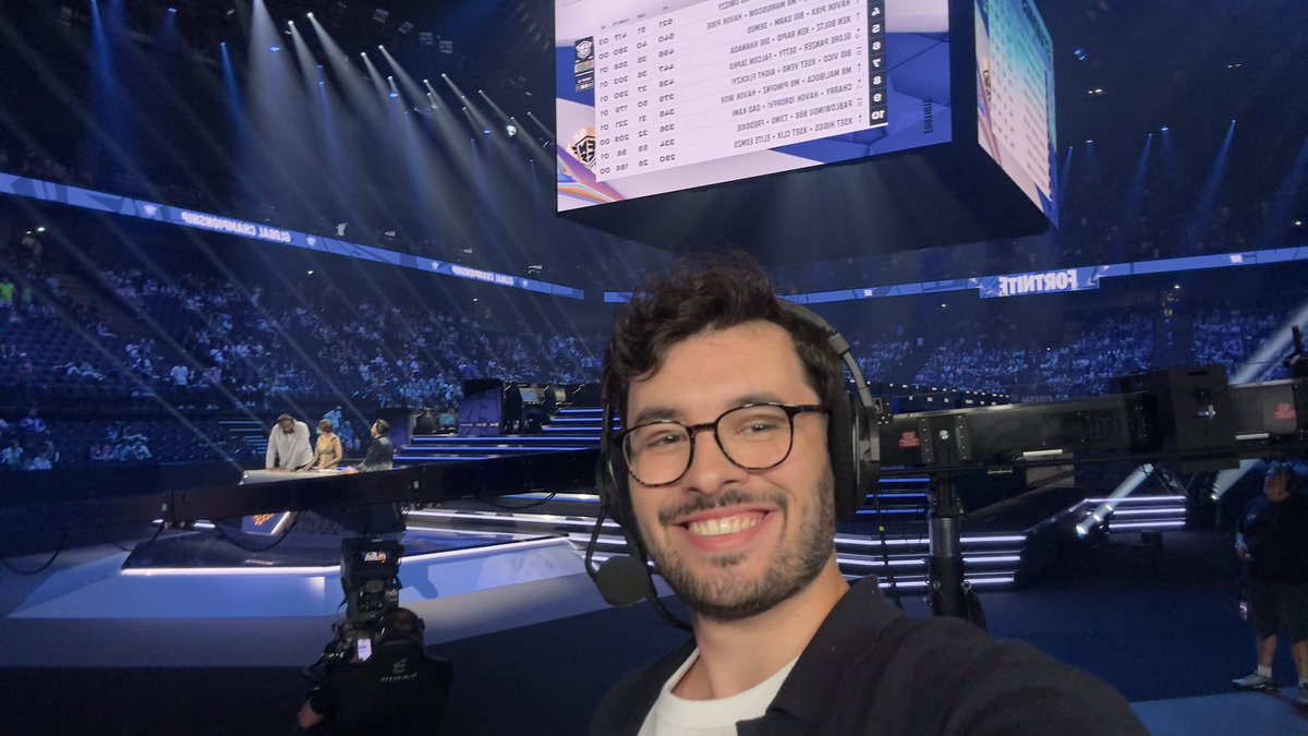 Les Worlds de Fortnite m’ont tellement hype… ça cook fort en coulisses 🔥

Après ce comeback sur la scène des Fortnite Global Championship, je veux vous préparer des projets qui montent crescendo ! 

La base : bien s’entourer (c’est en train de se faire 👀)

Je profite encore de