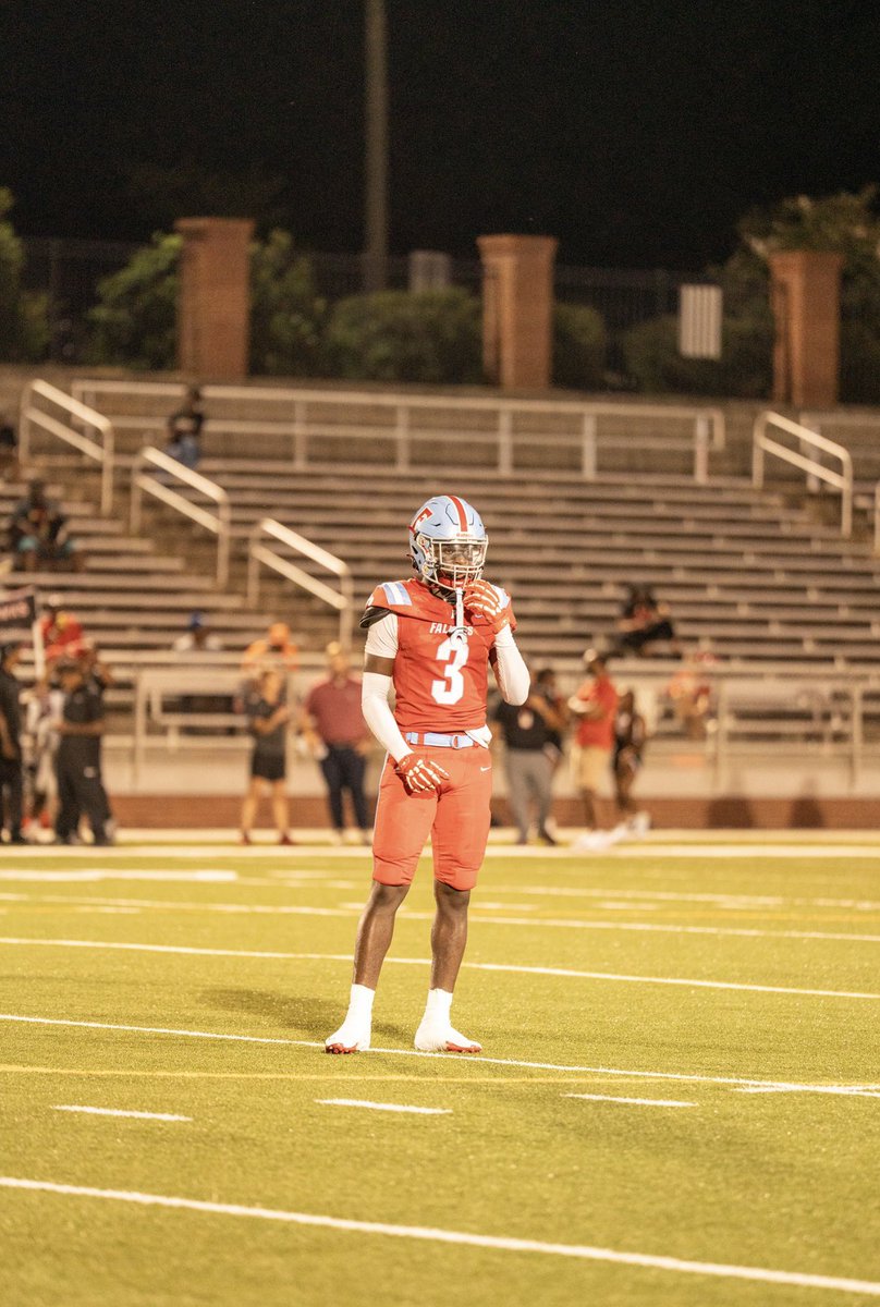 First 3 games !! #SeniorSzn 

hudl.com/v/2Sdkyz

 <a href="/ACFloraFootball/">AC Flora Football</a> <a href="/Recruit_Flora/">AC Flora FB Recruiting</a> <a href="/_1Bee5/">Baylen English</a> <a href="/WardlawPreps/">Lee Wardlaw</a> <a href="/Coach_Delp1/">Jonathan Delp</a>  <a href="/cal_horton8/">Cal Horton</a> <a href="/CoachCParrott/">Coach Chris Parrott</a>