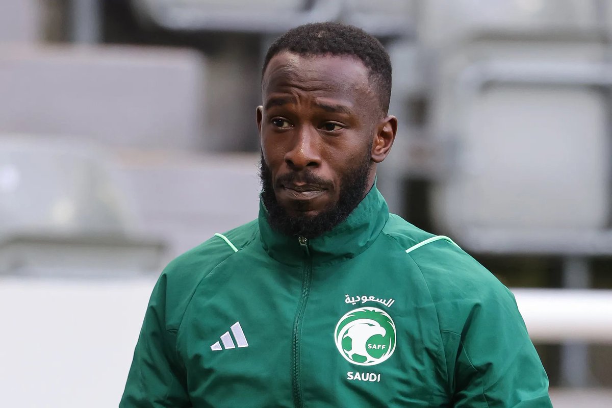 اللاعب فهد المولد يُكمل سنة كاملة وهو في غيبوبة ... 

سنة بين الحياة والموت … 
 
أسال الله العظيم رب العرش العظيم أن يشفيه شفاءً تاماً ظاهراً وباطناً شفاءً لا يغادر بلاءً ولا سقما عاجلاً غير آجل