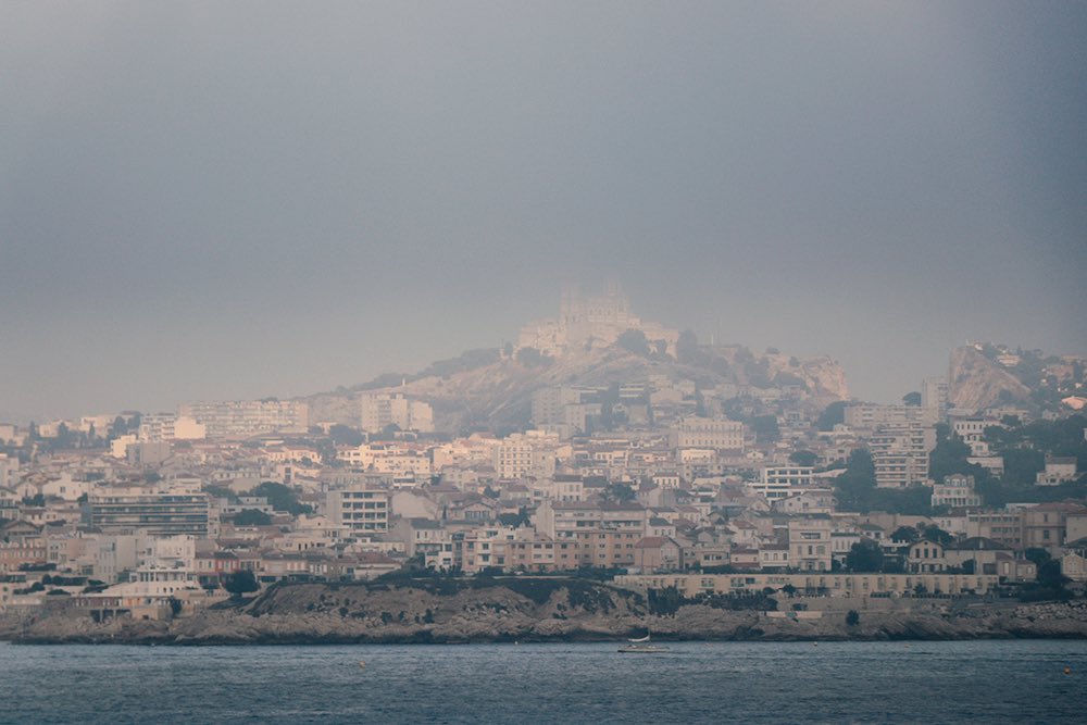 ⛈️ Ce samedi 13 septembre, #Marseille est placée en vigilance JAUNE avec situation météorologique à surveiller pour orages et pluie-inondation, dès la fin de matinée.