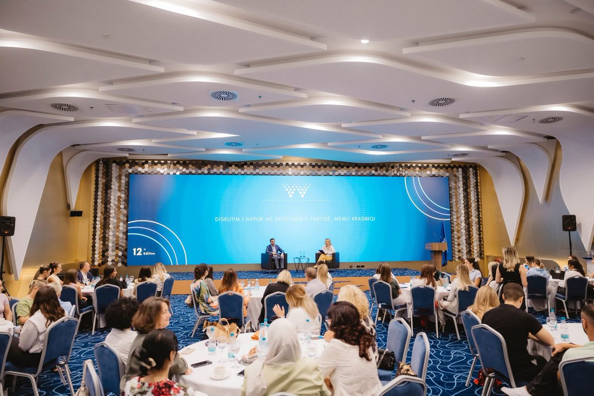 NDIKosovo's tweet image. (1/2) Between July–September, under #WoWKS2025, NDI Kosovo organized Party Day trainings to prepare women leaders & youth candidates for the Oct 2025 local elections. 👥 The sessions created space for dialogue, strategy & support between party leadership & women leaders.