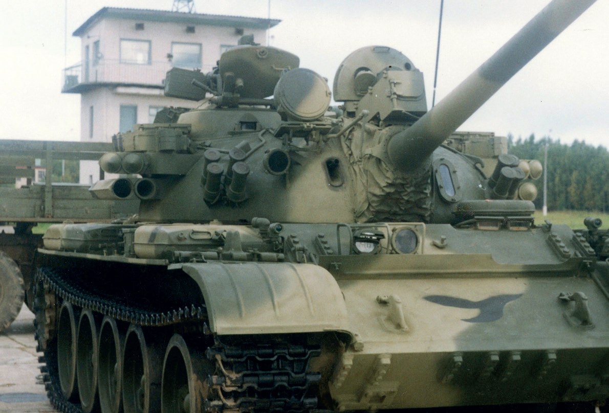 #OTD On September 12, 1983, by Order of the Minister of Defense of the USSR No. 00140, the T-55AD medium tank equipped with the 1030M active protection complex ("Drozd") was adopted into service with the Soviet Army.The T-55AD was the world's first serial production tank with