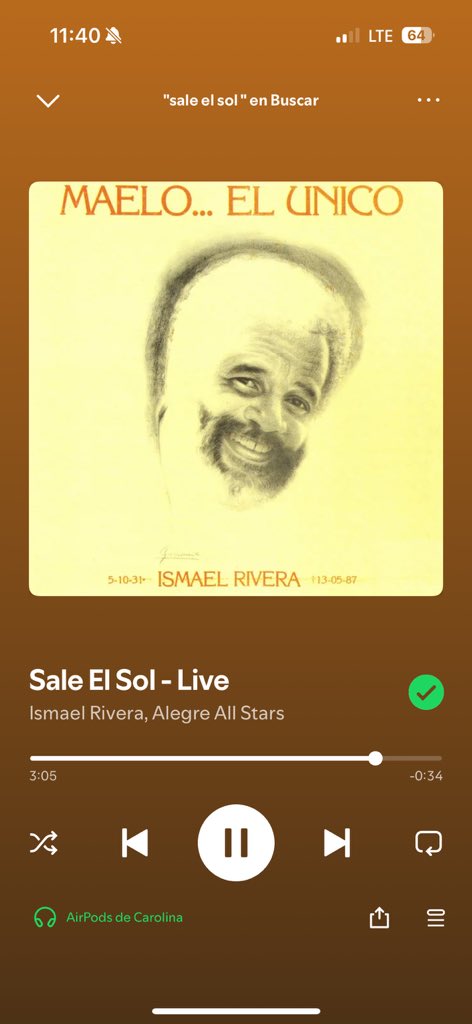 Esta canción, un patio bien fresco, el olor a sancocho en leña, unas heladas 👌