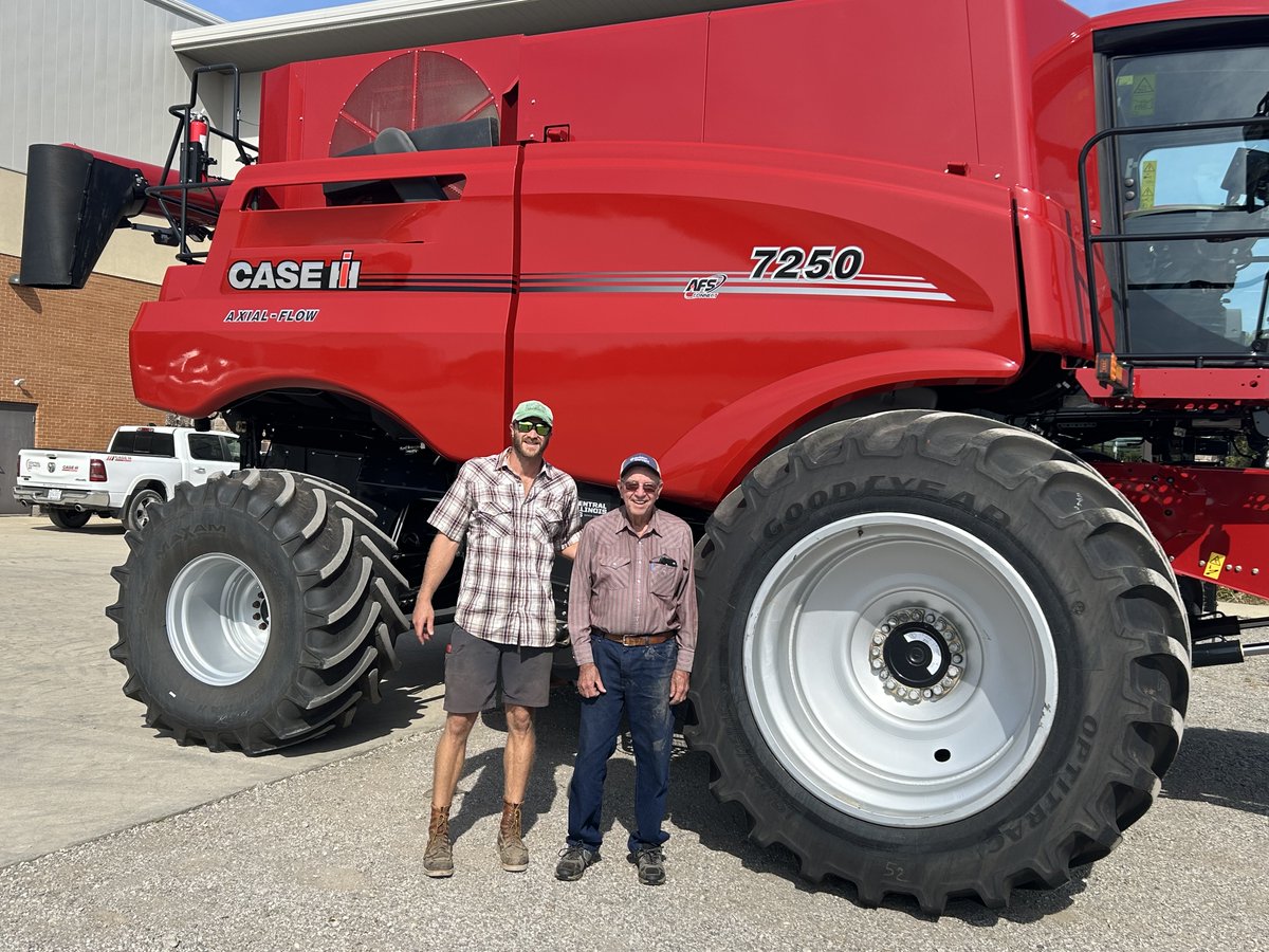Congratulations to Harmony Acres on their Case IH 7250 and thank you for your loyalty to CIA!! Evan and Glenn are ready to get in the field this harvest!! 🌽