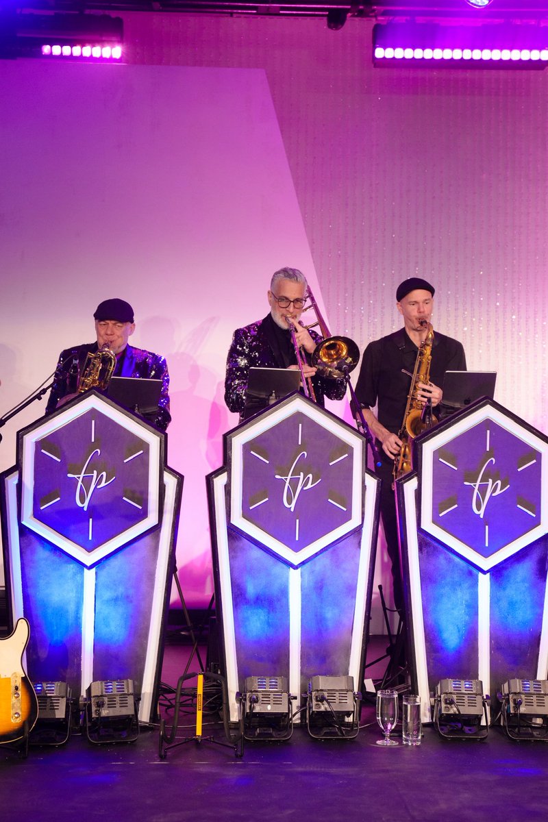 FAMOUS PLAYERS BAND tweet media