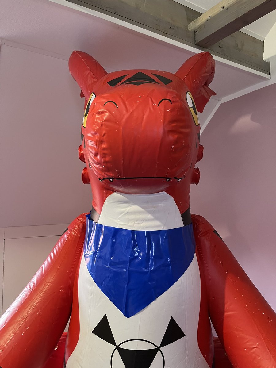 Woah!
I really really adore Guilmon as Character so much!

Thank you so much <a href="/CollieToyInsp/">Mason λ 💙💛</a> for the trade! ^_^
It’s so huggable! :3

#inflatable #squeaky