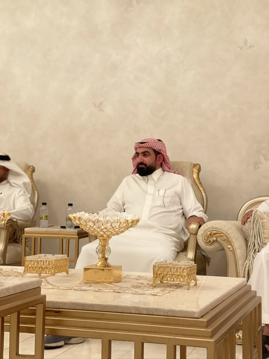 احتفينا في مجلسنا الثقافي بالدكتور معاذ بن خالد الزامل وذلك بمناسبة إصدار كتابه "استراتيجية الاستثمار" والذي يقدم نموذج لبناء خطة استثمارية للأفراد.