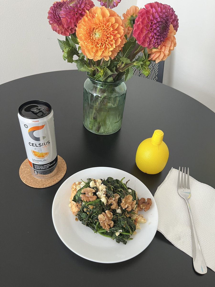 salmon omad w spinach feta and walnuts :) 657c