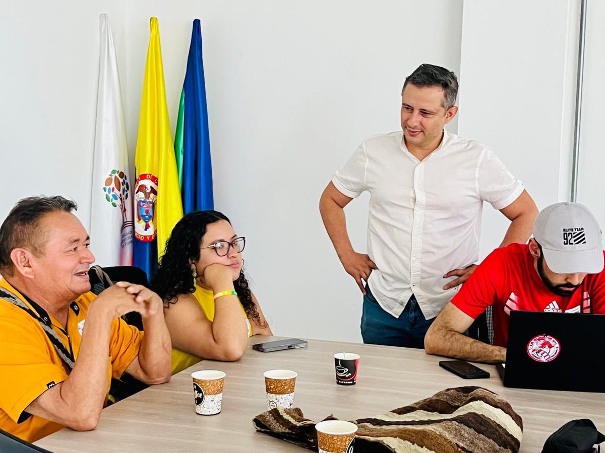 Unidad de Restitución de Tierras tweet media