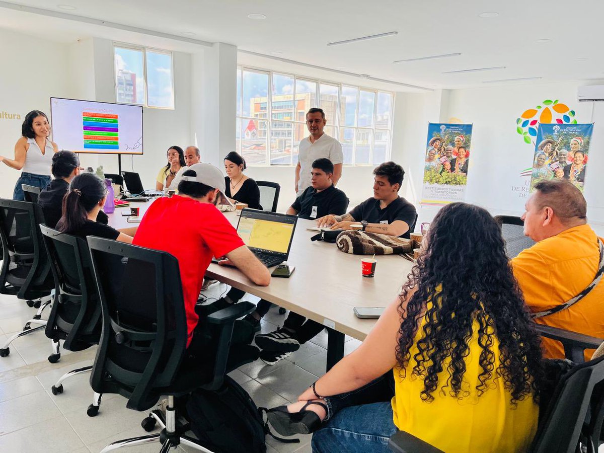 Unidad de Restitución de Tierras tweet media