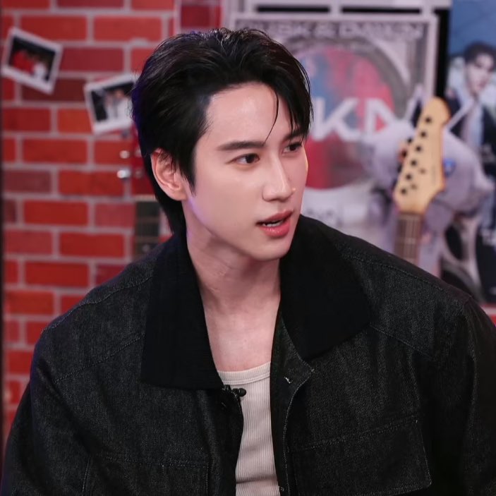 เมนฉันก็ขยันหล่อซะด้วยสิ
#brightrpp
#GMMTVLiveHouse