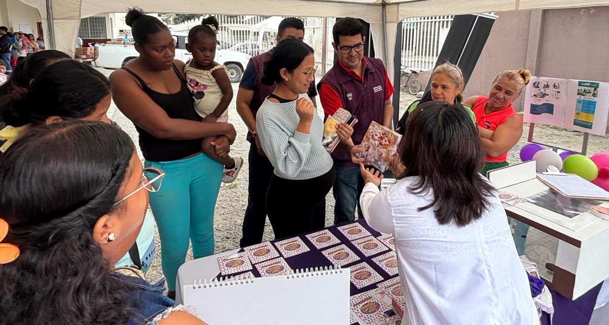 Salud_Guayas's tweet photo. #Durán | Profesionales del Centro de Salud #OramasGonzález socializaron mediante puntos informativos sobre parto de libre posición 🤰 y métodos anticonceptivos 💊, con la presencia del director del #Distrito09D24, fortaleciendo la educación y prevención en salud.

#ElNuevoEcuador https://t.co/YmiaJUSSCX