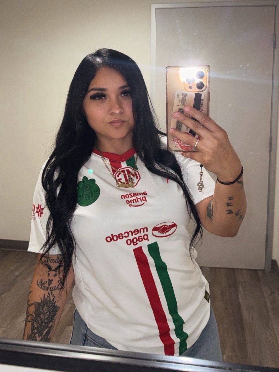 topchivahermanas tweet media