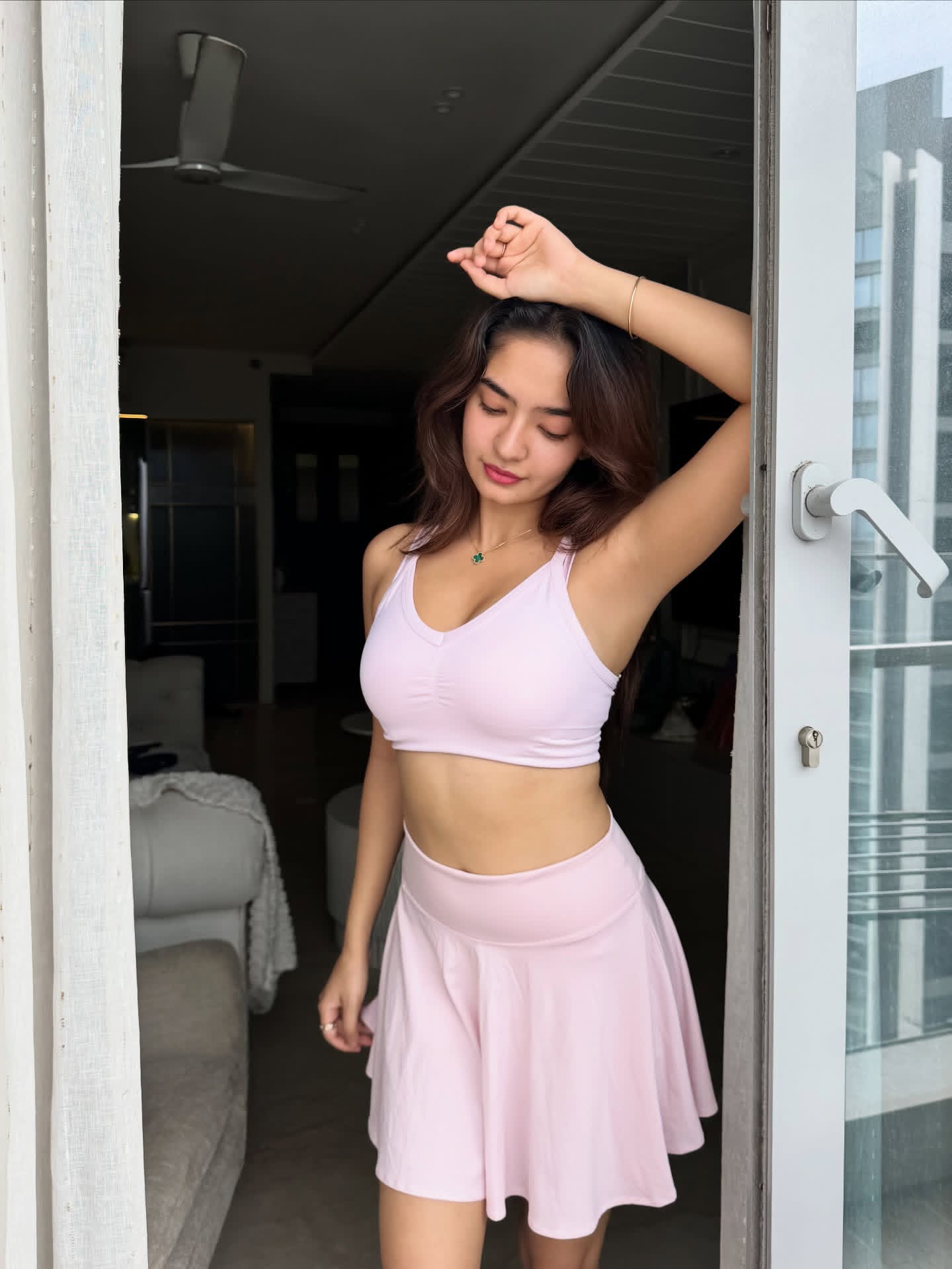 G0qUOcNbgAAlpij?format=jpg&name=large