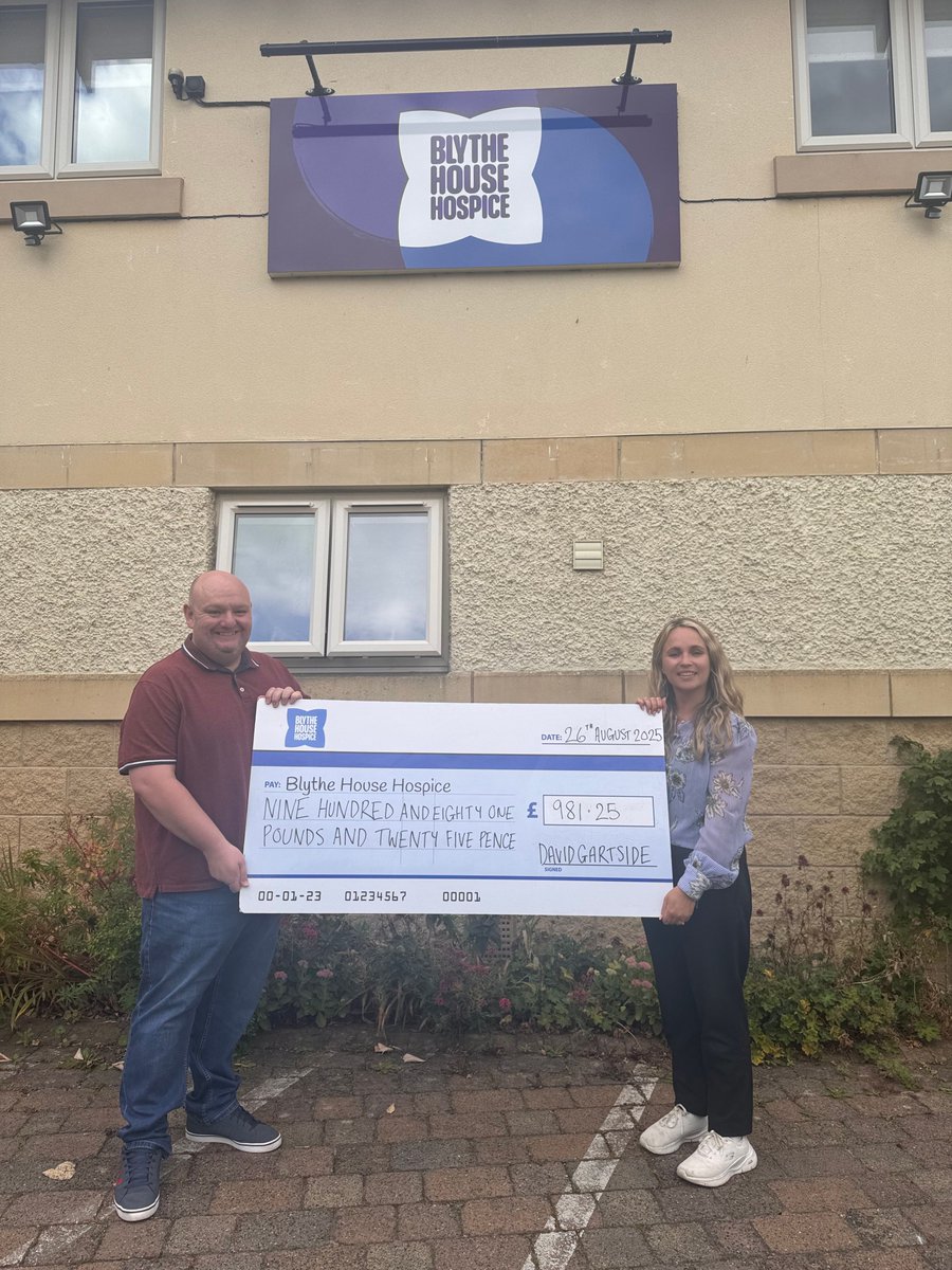 We’d like to say a huge thank you to Dave Gartside, who swam a huge 76km in 30 days, in loving memory of his beloved Nan, Kathleen Wain, raising over £981 for local hospice care! 🏊‍♂️💙