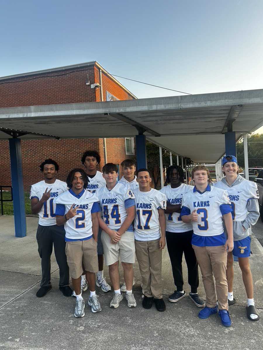 Started game day off by welcoming students at Pleasant Ridge Elementary School! Thank you to the players who took time out of their morning to be a part of this!
#Ubuntu