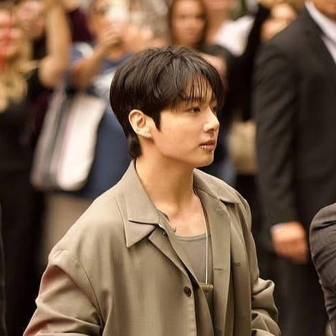 kookmin admirer tweet media