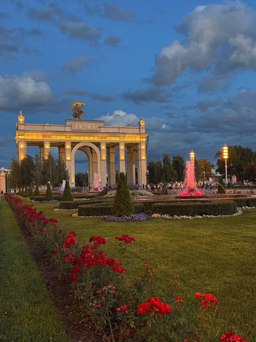 #openseatouchgrass <a href="/opensea/">OpenSea</a>