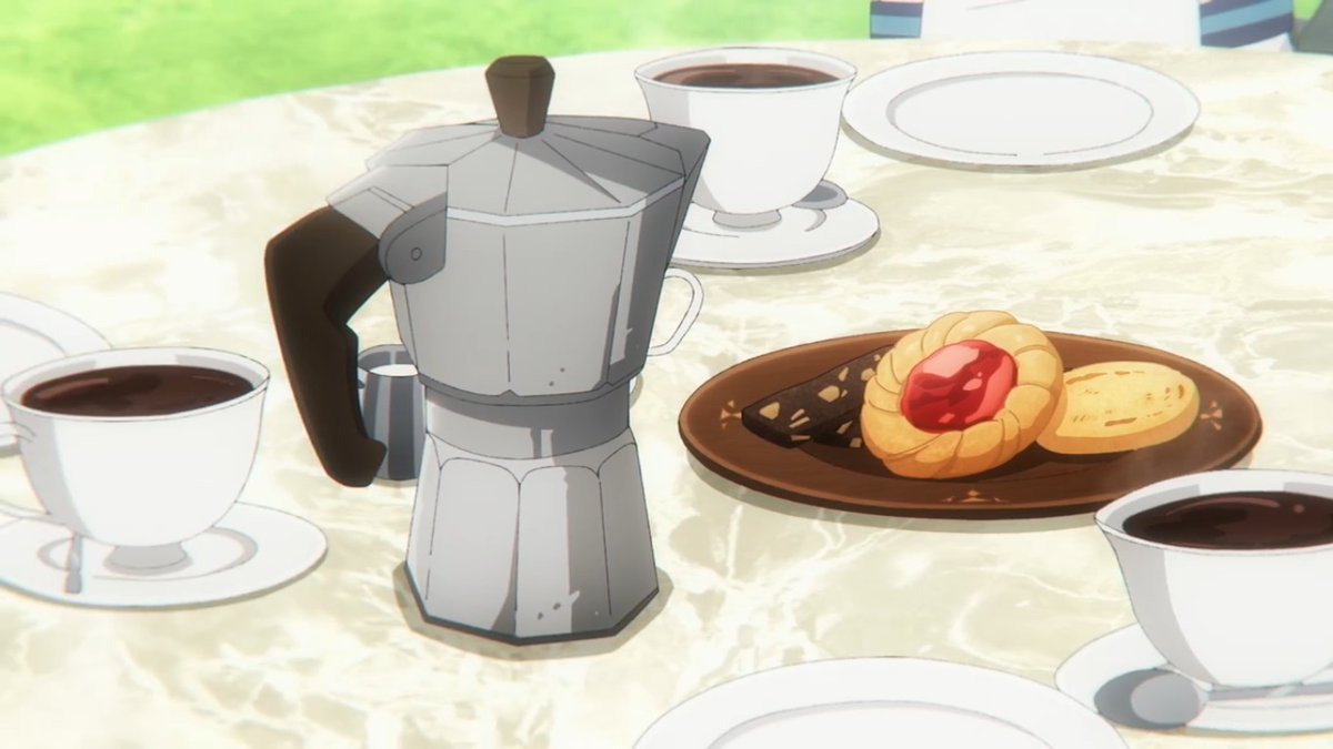 『サイレント・ウィッチ　沈黙の魔女の隠しごと』第六話迄。喋れない魔女の話でなく最強のぼっち・ざ・うぃっちが学園に潜入捜査して支持者を増やす少女漫画でした。それはともかくモニカさん、その器具はエスプレッソ淹れなので、ブラックでその量だとすっきり飲み易い処か結構強烈な味になりますよ。