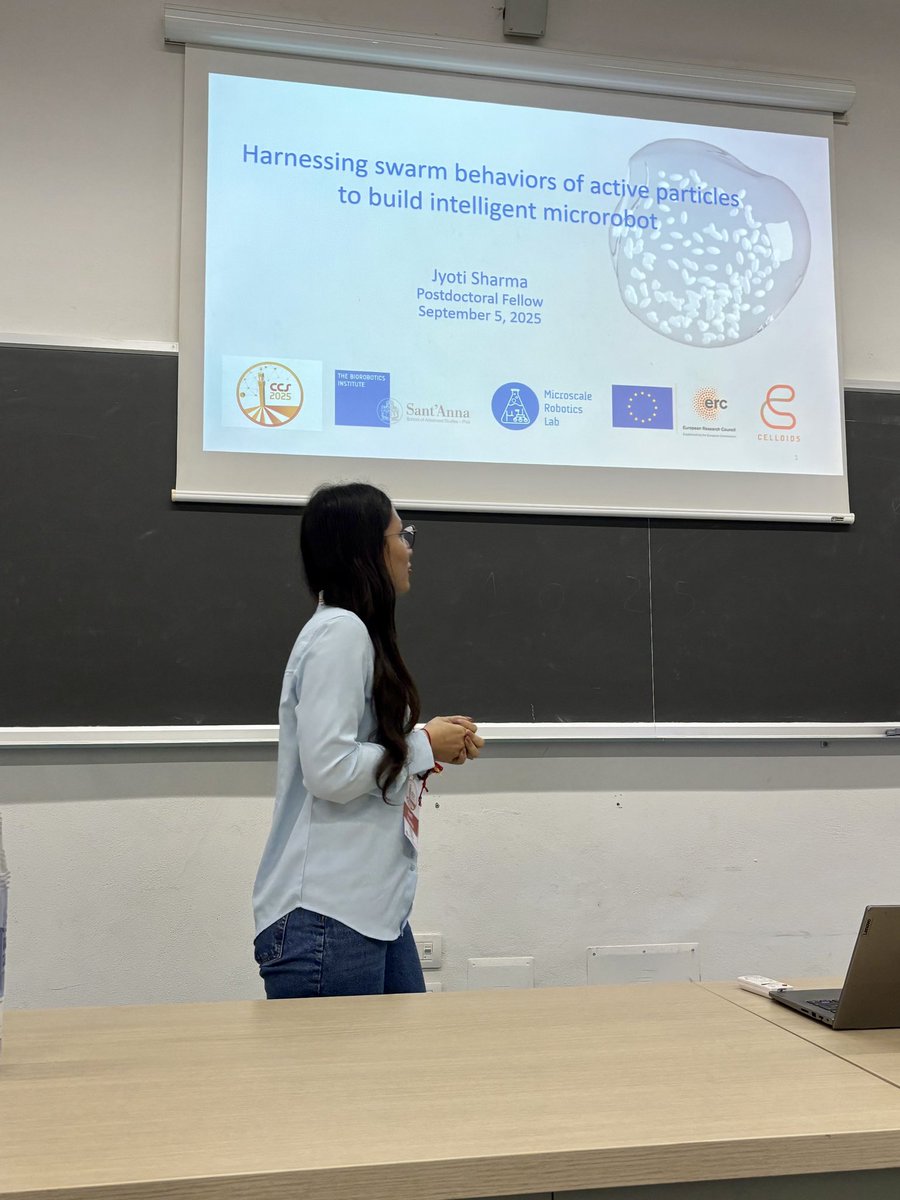 MicroRobotLab's tweet image. Last week marked the 21st Conference on Complex Systems! 🚀
Our postdoc @jyoti_physics had the opportunity to share heed work on harnessing swarm behaviors of active particles to build intelligent microrobots 🔬🤖
#CCS2025 #microrobots #microrobotics #biorobotics