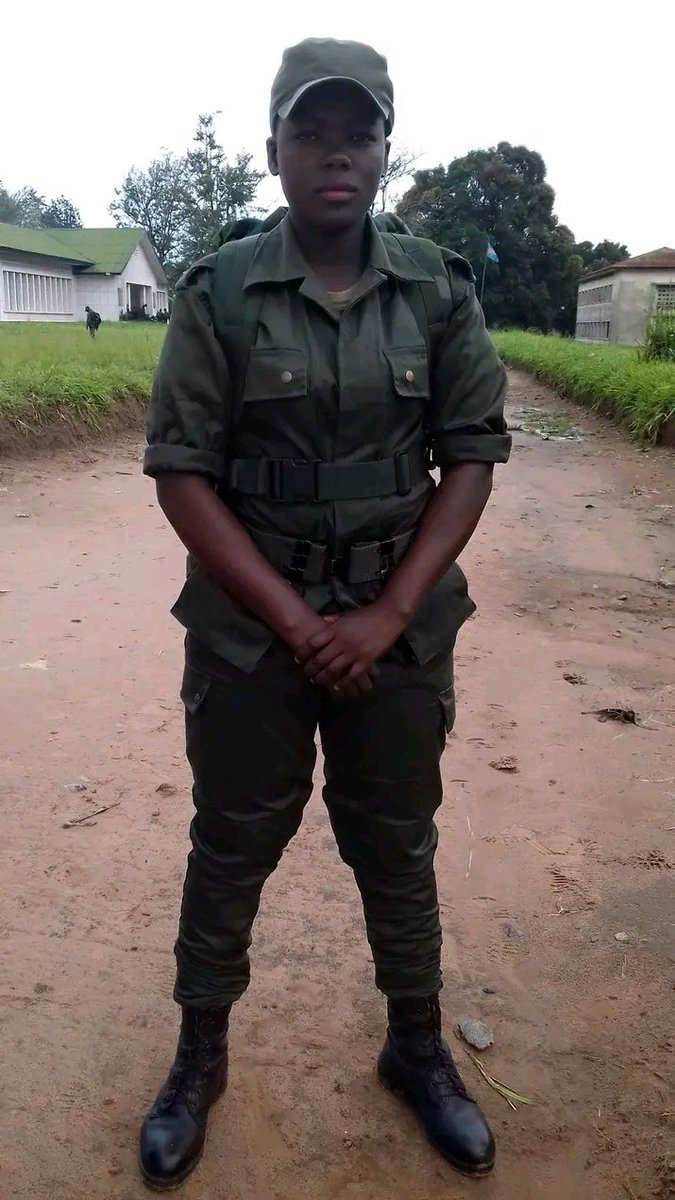 Congolaisd243's tweet image. #RDC: Perdre un match n’est pas une honte, mais détruire le stade l’est. Moi je suis fière d’être militaire, car même à la guerre on reste discipliné. Supporter c’est aussi garder la dignité et protéger notre pays. Aimons le Congo en le respectant @BerlonneBomo1 
    #Persévérant