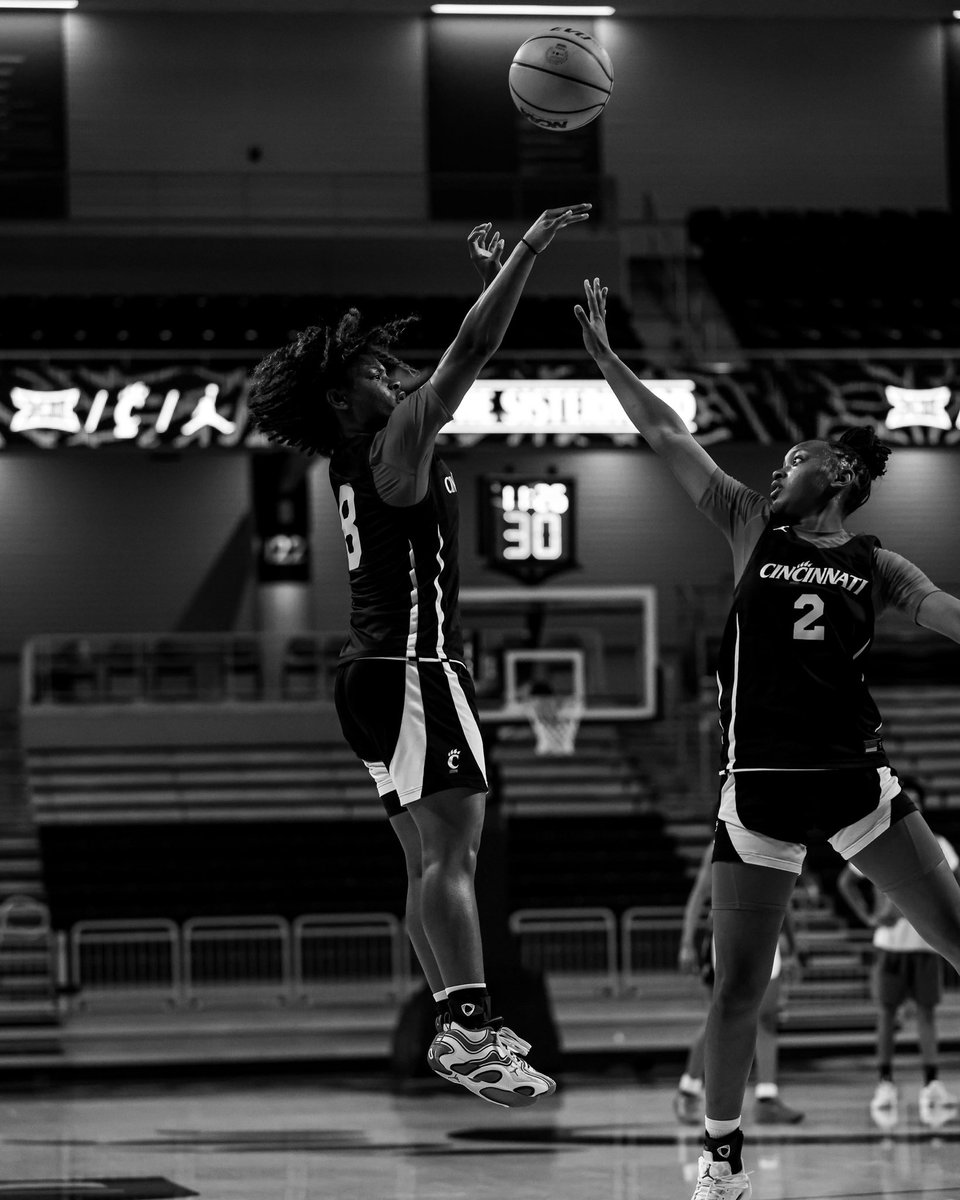 Cincinnati Women's Basketball tweet media