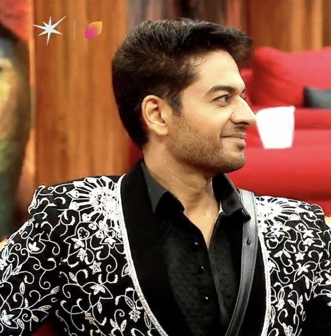 Who's your fav contestant ?

LIKE ❤️ for :- #AbhishekBajaj
RETWEET 🔄 for :- #GauravKhanna

#BiggBoss19 #BB19 #BiggBoss #Bahana

Like.                                       RT.
Abhishek Bajaj                 Gaurav Khanna