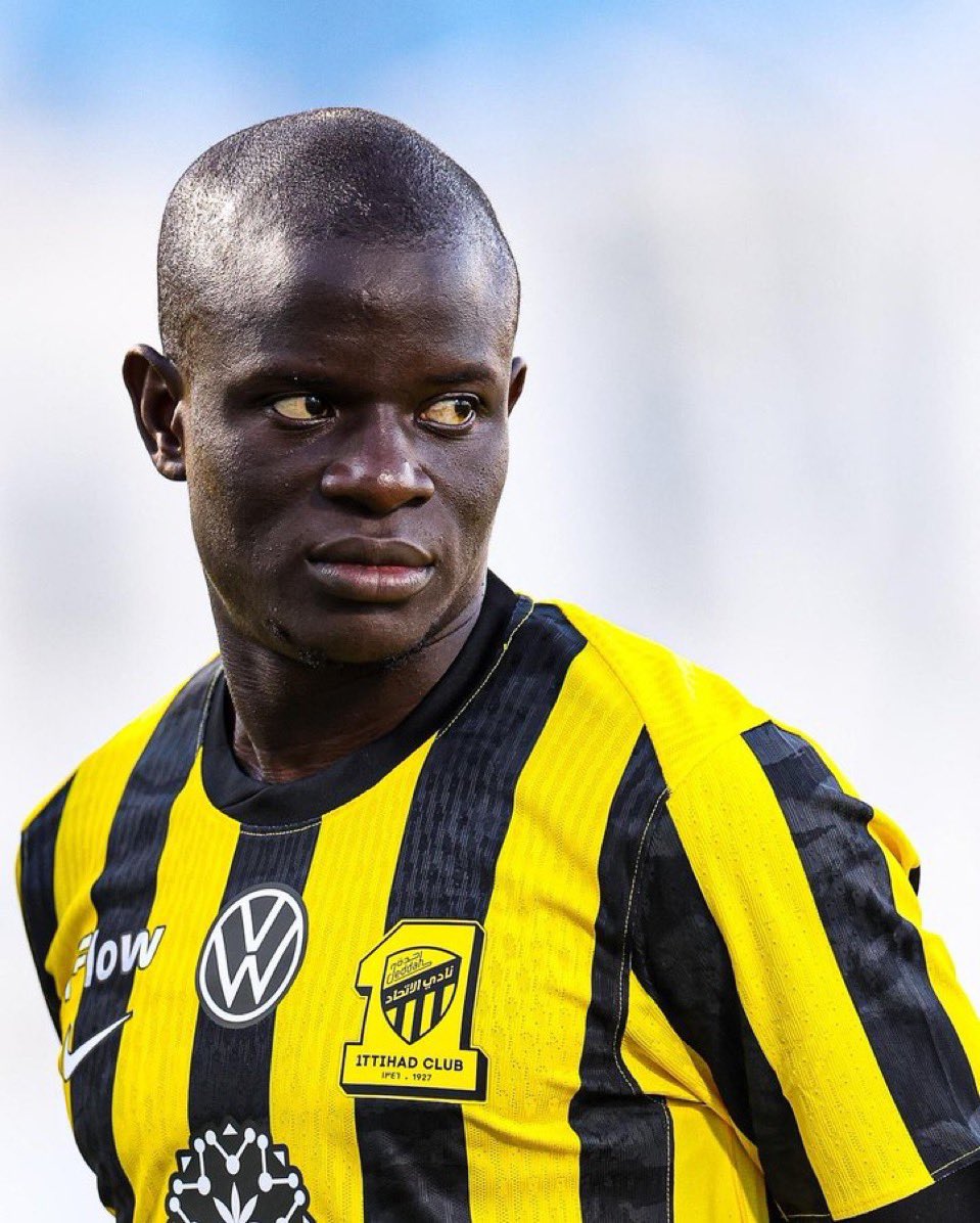 السلام عليكم ورحمه الله ، الف مبروك ي جمهور الاتحاد العظيم 💛🔝 

كانتي سيء ايه سيء لكن لا تطالب في خروجه او تسبب حمله ضده علشان كم لايك ولا كم تعليق ، كل لعيبه الاتحاد يغلطون لكن غلطة كانتي يطلعون الي يبونه يطلع 

عندك شي إيجابي اطرحه عندك انتقاد عن لاعب اطرحه لكن لا تطالب