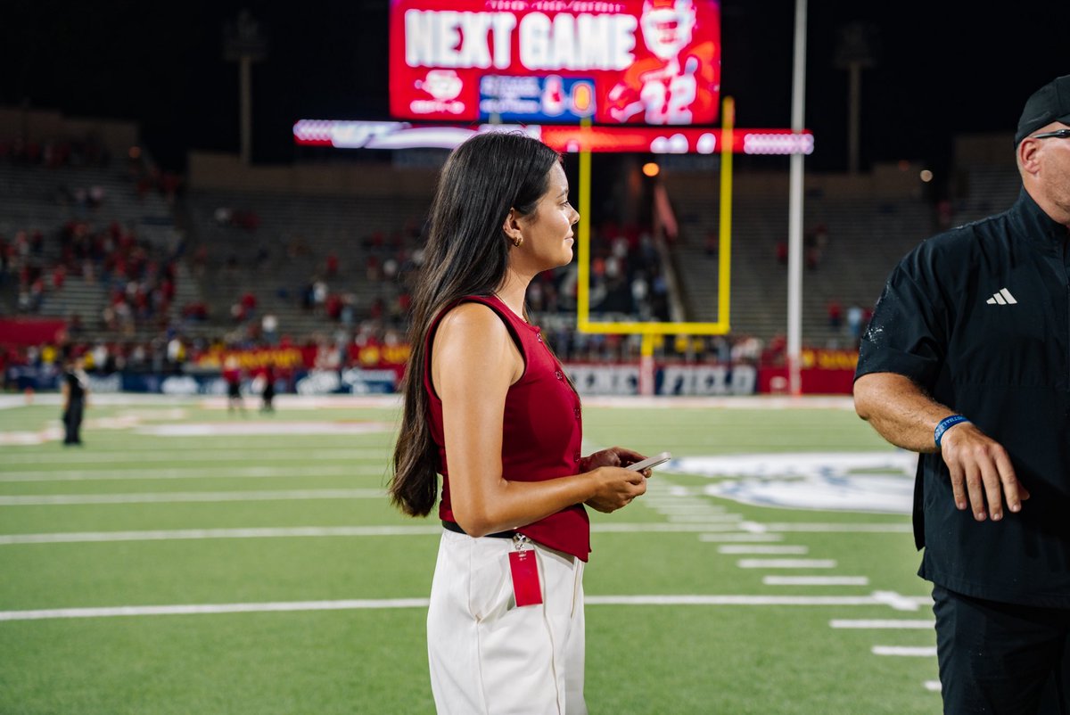 back at home tomorrow night 🏡🏈