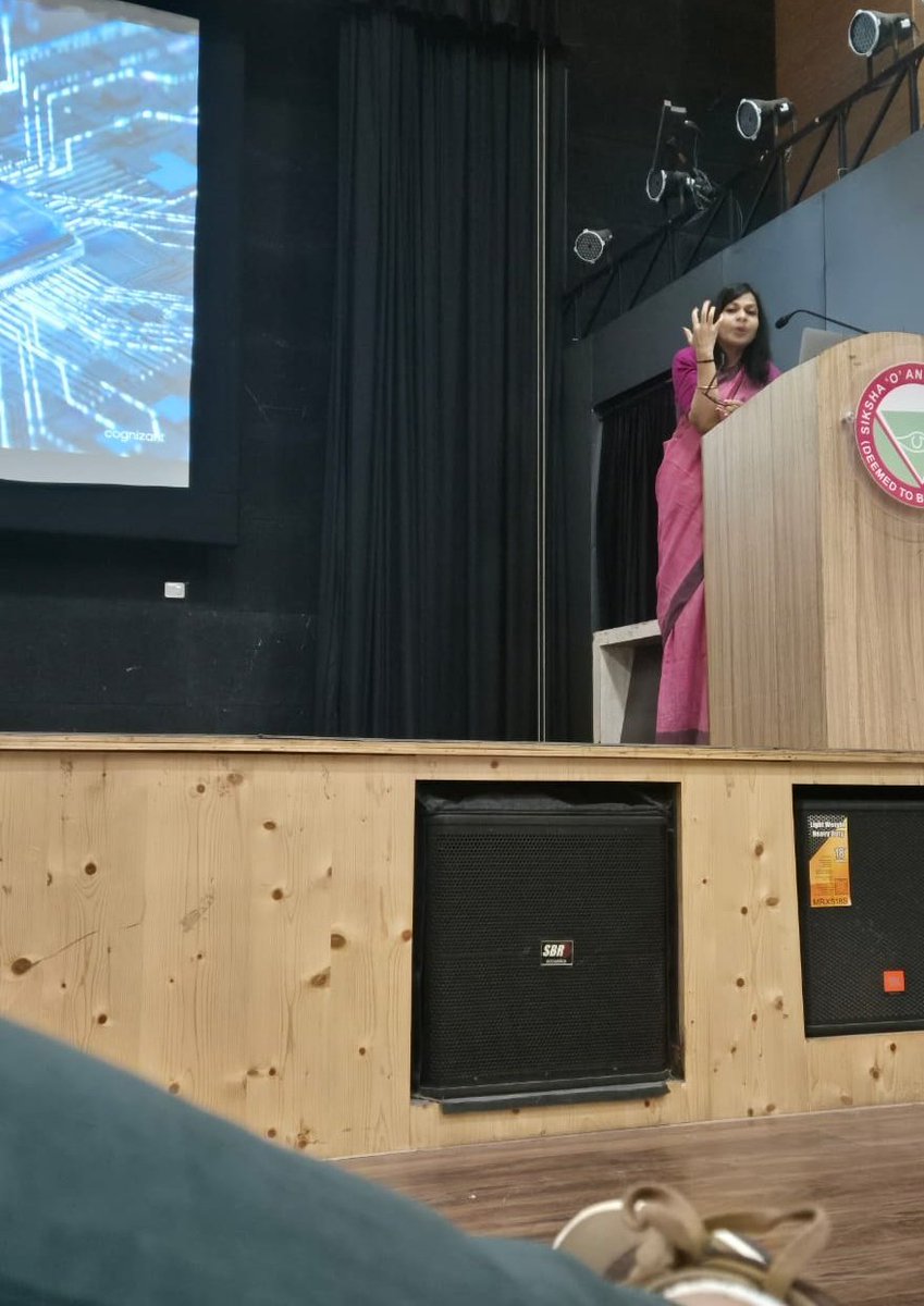 BiswalSumita's tweet photo. After a brief pause, you feel that you are right where you belong—back on campus day!
#Happiness is all about finally holding this piece after a two-year wait!!
#Cognizant #Becognizant #gratitude #campus #preplacement https://t.co/yWWkcuagpu