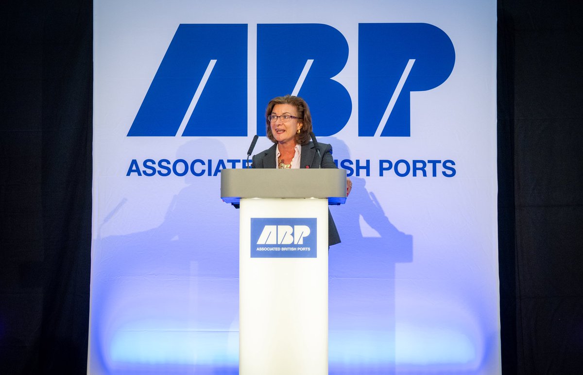 Great to speak at ABP Newport, alongside the First Minister, as they announce a new £80m investment. The port is in the city’s DNA—handling more steel than any UK port &amp; £1bn trade a year. A fantastic sign of growth for Newport &amp; the region.