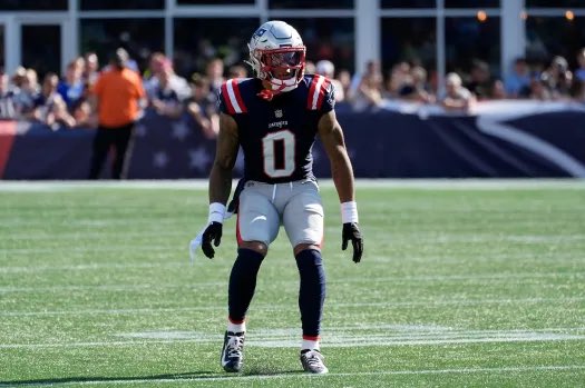 Mike Vrabel says that both Christian Gonzalez and Keion White are both OUT on Sunday against the Dolphins. 

Another frustrating development in the Christian Gonzalez hamstring saga.