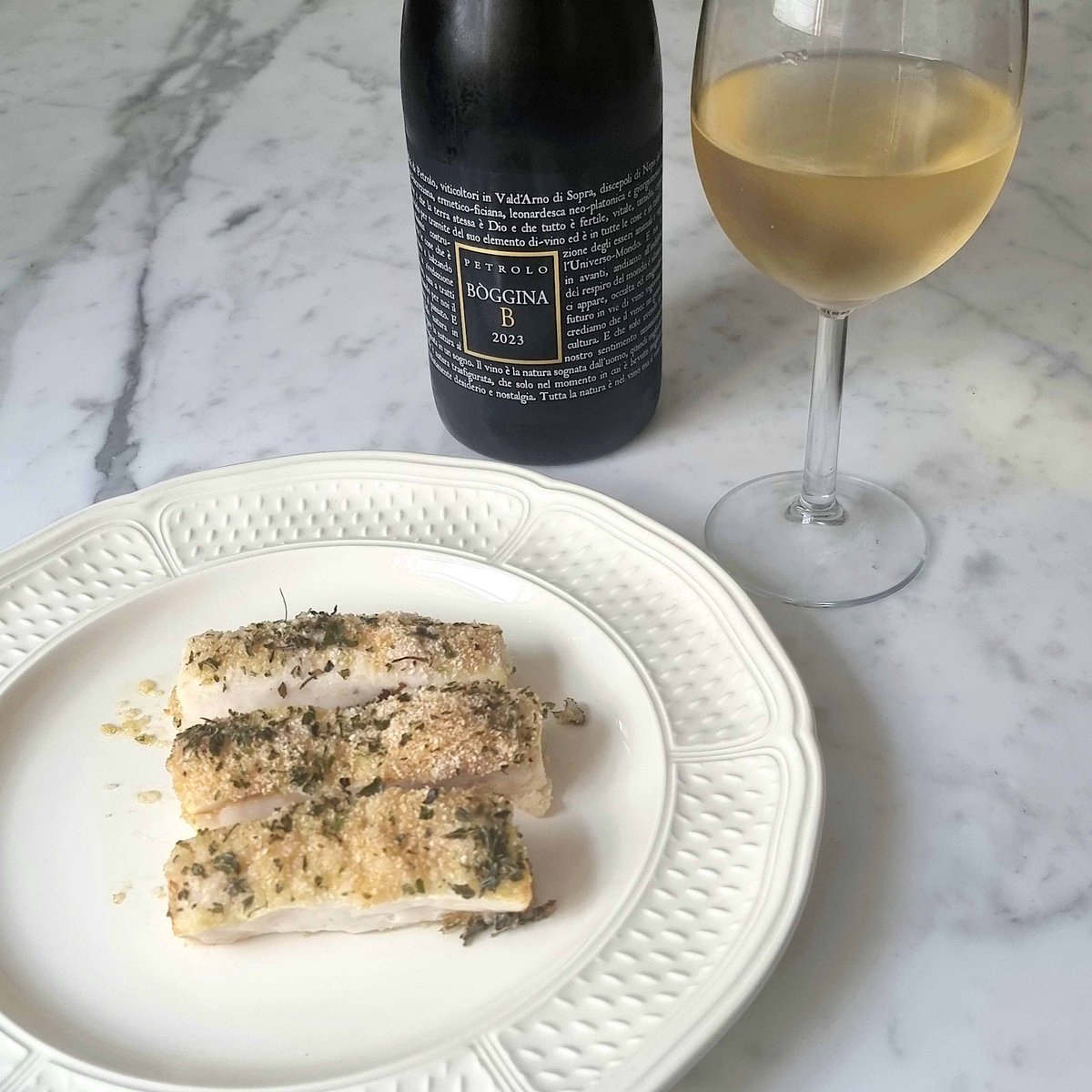 Per innalzare un merluzzo plebeo ci voleva un vino nobilissimo. Bòggina B 2023 (trebbiano toscano, lieviti indigeni), Petrolo, Bucine. #Deimieiviniestremi