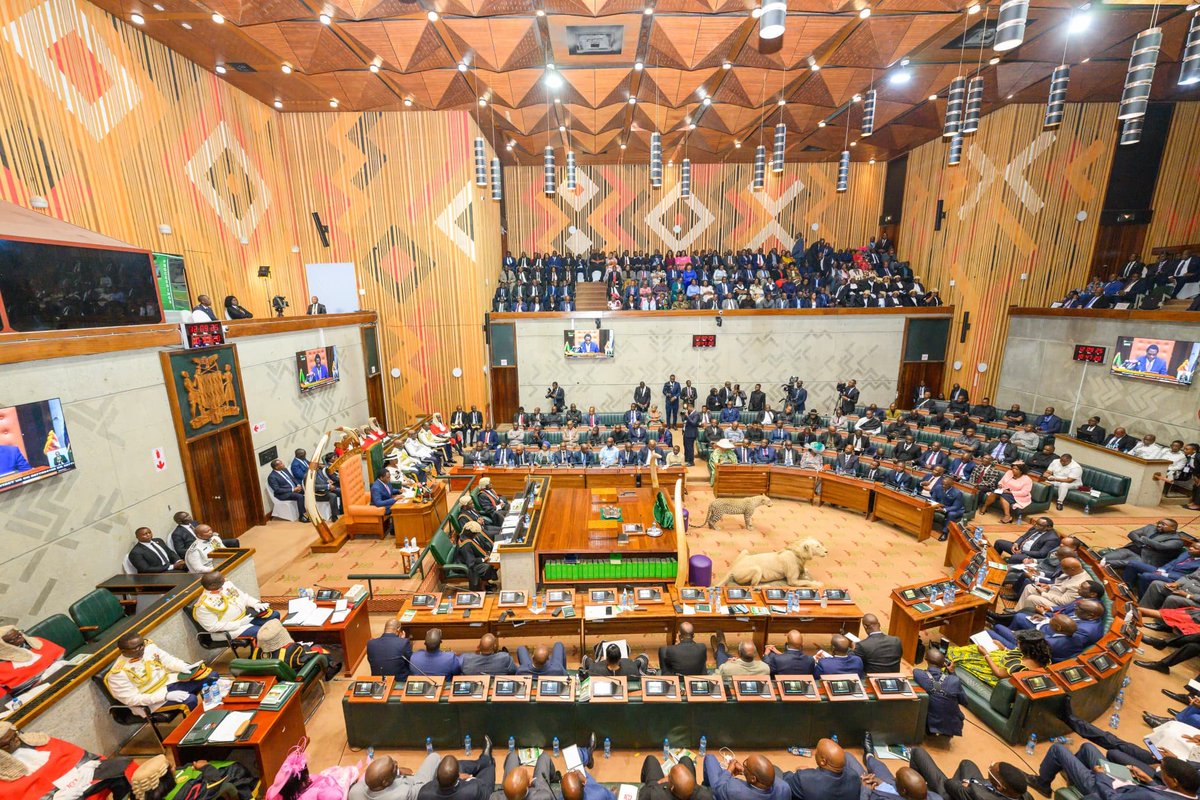 Attended the official opening of the 5th Session of the 13th National Assembly. We were pleased to hear of Govt's achievements in education, with over 2.3 million learners benefitting from #freeducation and the School Feeding Programme reaching over 4.6 million children. #Zambia