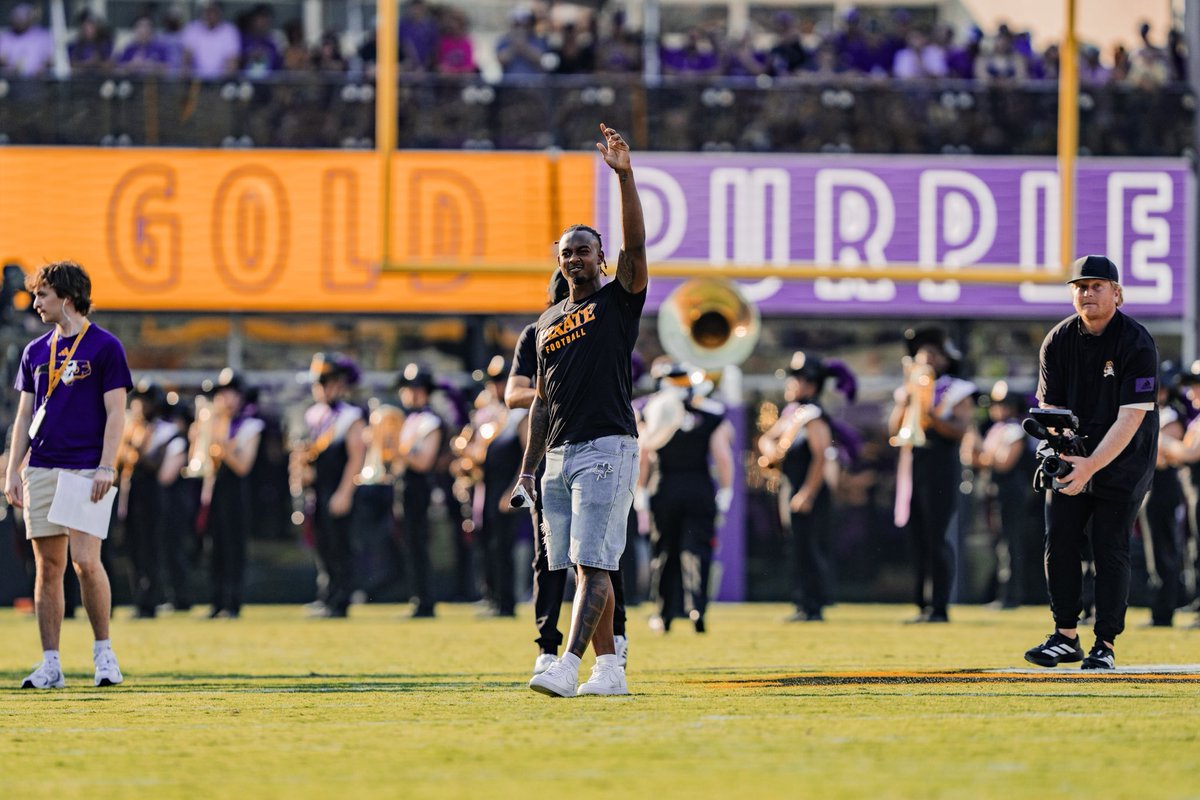 Rahjai Harris (ICYY) tweet media