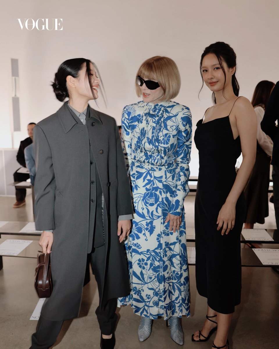 Vogue Thailand (@voguethailand) on Twitter photo #VogueFashionWeek เปิดโมเมนต์ 'ตู-ต้นตะวัน' <a href="/tontawan_t/">ㄸu</a> และ 'มิ้ลค์-พรรษา' <a href="/panlyyy/">Milk (มิ้ลค์)</a> ที่โชว์ Calvin Klein <a href="/CalvinKlein/">calvinklein</a> ประจำฤดูใบไม้ผลิ/ฤดูร้อน ปี 2026 ที่ได้พูดคุยกับ Anna Wintour ผู้หญิงที่ทรงอิทธิพลที่สุดในโลกแฟชั่น อดีตบรรณาธิการหัวเรือใหญ่แห่งโว้กอเมริกา #CalvinKlein #VogueFashionWeek เปิดโมเมนต์ 'ตู-ต้นตะวัน' <a href="/tontawan_t/">ㄸu</a> และ 'มิ้ลค์-พรรษา' <a href="/panlyyy/">Milk (มิ้ลค์)</a> ที่โชว์ Calvin Klein <a href="/CalvinKlein/">calvinklein</a> ประจำฤดูใบไม้ผลิ/ฤดูร้อน ปี 2026 ที่ได้พูดคุยกับ Anna Wintour ผู้หญิงที่ทรงอิทธิพลที่สุดในโลกแฟชั่น อดีตบรรณาธิการหัวเรือใหญ่แห่งโว้กอเมริกา #CalvinKlein