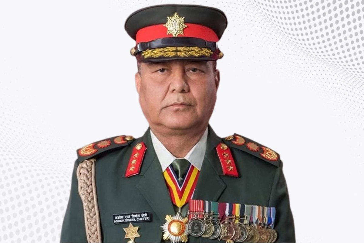 sarojsinghthap2's tweet image. रियल हिरो 🇳🇵
सेनाले चाहेको भए शक्ति दुरुपयोग गर्न सक्थ्यो, तर अशोकराज सिग्देलले देशलाई संकटबाट बाहिर ल्याउनुभयो।
#देशकोगर्व #LeadershipGoals #RealHero #sarojsinghthapa #aarambha