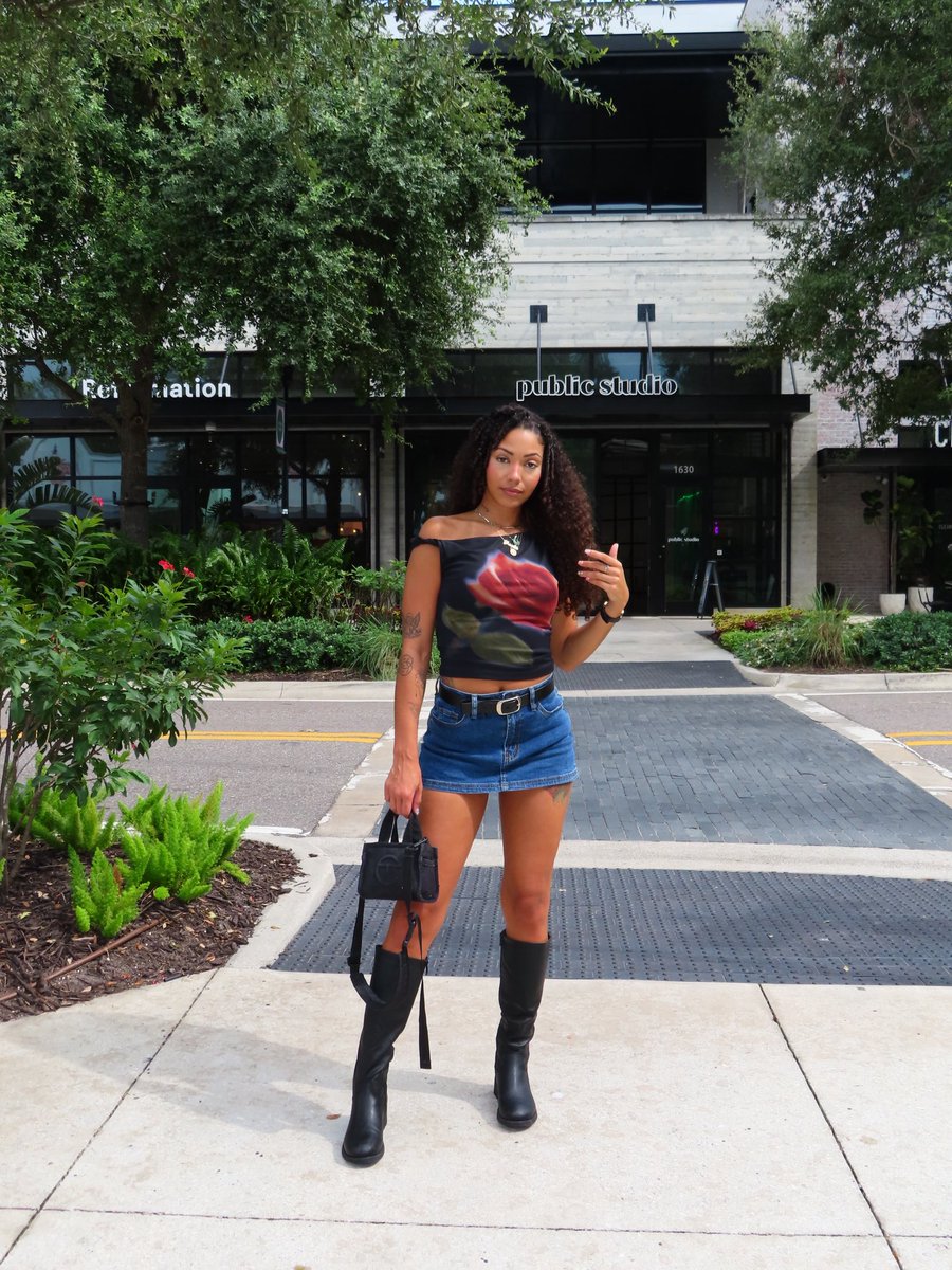 jhaedabaeda's tweet image. prettier than u remember 💐