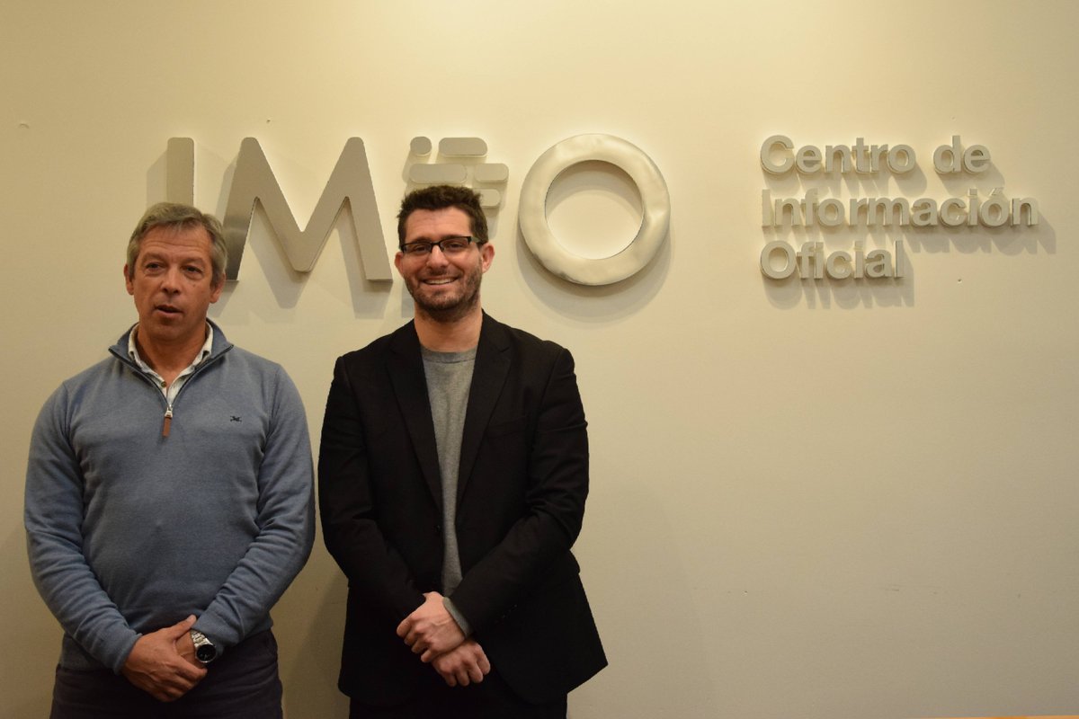 El Director General de IMPO, Lic. Miguel Lorenzoni Herrera, firmó este viernes 12 de setiembre un Convenio de Fortalecimiento Institucional Mutuo con el Prof. Alejandro Pereda de la Secretaría Nacional del Deporte.
El acuerdo tiene como objetivo realizar trabajos conjuntos sobre