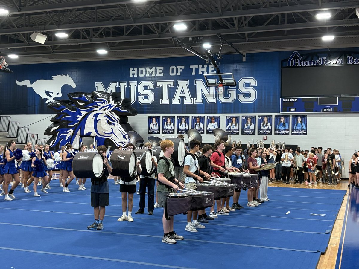 FHS host our “Friday Night Lights” P-Rally! Outstanding to see our Band, Color Guard, C-Leaders &amp; Wranglers rock the Stang Spirit! Courtney &amp; our Wranglers “Puppet Dance” was awesome! Go Mustangs! #EveryKidEveryDay ⁦<a href="/fhsmustangs/">Friendswood High School</a>⁩ ⁦<a href="/FHS_WBC/">WGal Booster Club</a>⁩ ⁦<a href="/Fwood_Cheer/">FHS CHEER</a>⁩
