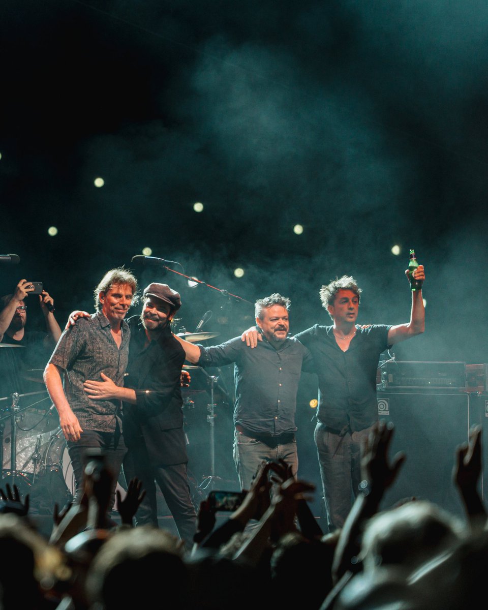 The Rooftop at Pier 17 tweet media