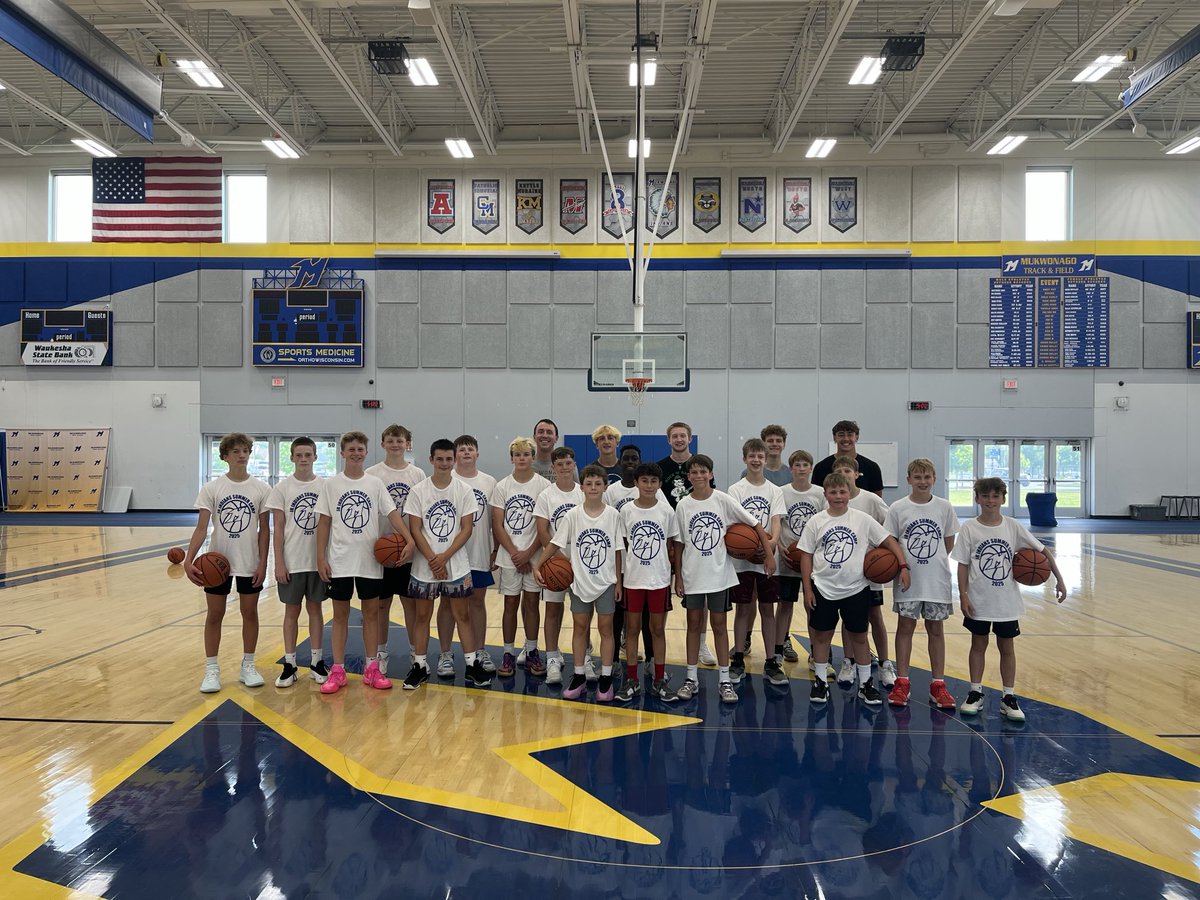 Muk Basketball Community - Some photos from our Youth Camps from the summer! Our Jr. Indians came to work!  Much appreciation to our High School and Alumni volunteers! 
Go Indians!