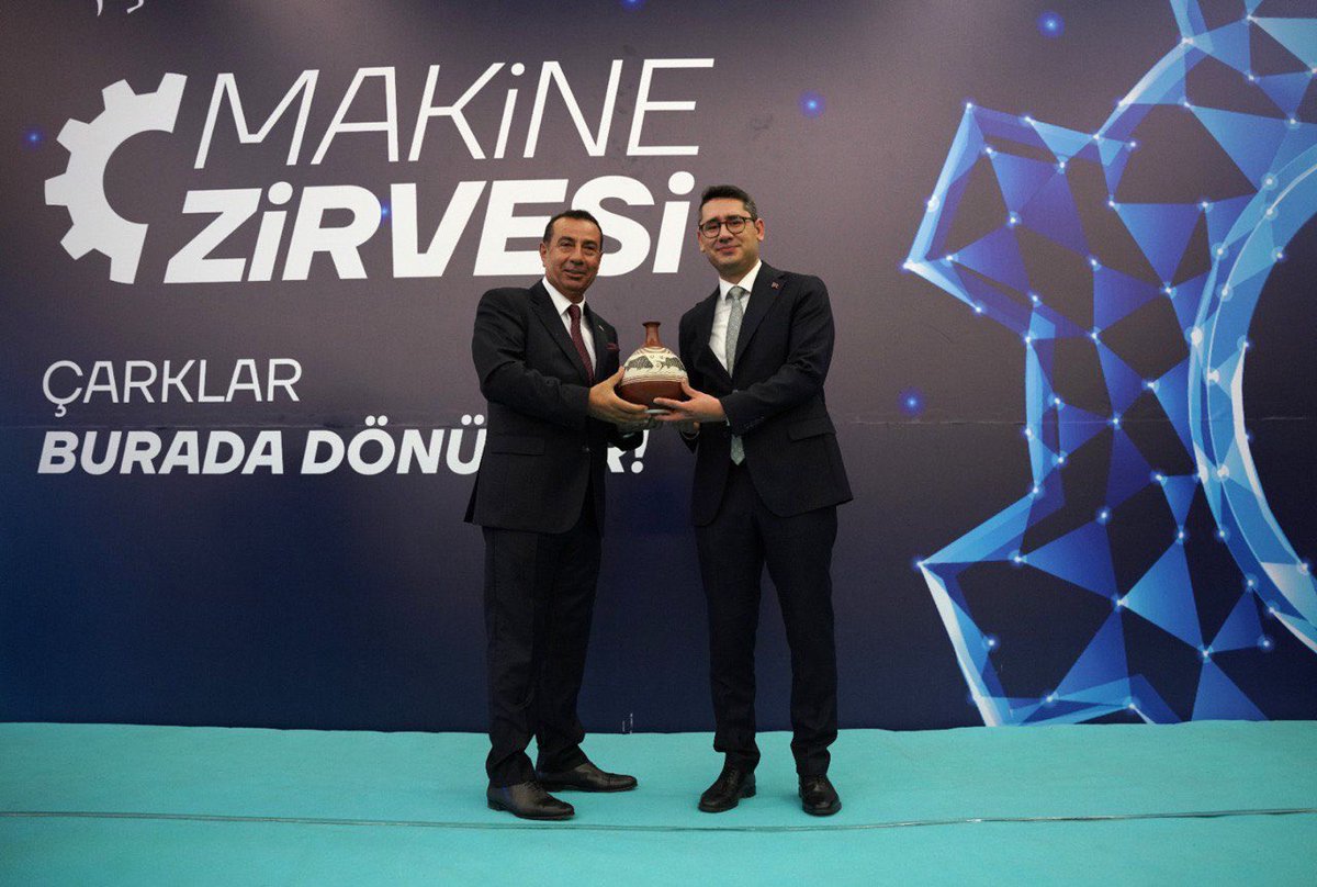 📍Denizli

MAKSİAD (<a href="/maksiaddernegi/">MAKSİAD</a>) ev sahipliğinde düzenlenen Makine Zirvesi’nde sektörümüzün kıymetli temsilcileriyle bir araya geldik.

Ülkemizin üretim gücünde stratejik öneme sahip makine sektörümüzün geleceğini konuştuk; yeni teşvik sistemimizi, yeşil ve dijital dönüşüm