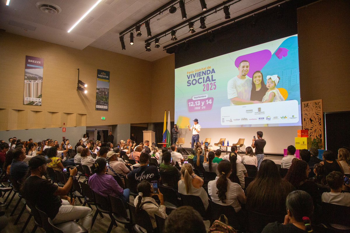 FicoGutierrez's tweet image. Queremos que la gente de Medellín cumpla su sueño de tener casa propia.🏠 Por eso estamos dando tres pasos históricos: 

1️⃣ Creamos el primer subsidio distrital para la cuota inicial de Vivienda de Interés Prioritario. Más de 1.100 familias van a pasar de pagar arriendo a pagar…