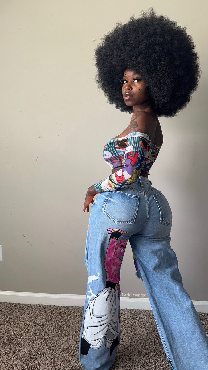 TTVMzqueeny's tweet image. DBZ energy in every stitch 🎨💯 Custom pants created by yours truly.”