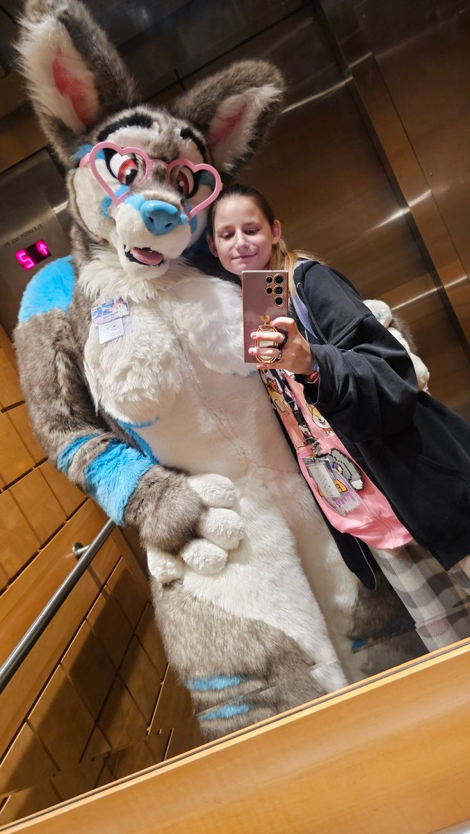 Furry couple thread 🥰🥰

I cannot even begin to describe how amazing this women is 🥺! Absolutely best relationship I've ever been in I love you so so much baby😘😍😍
<a href="/RhysCorgi/">Rhys / Runa</a>
