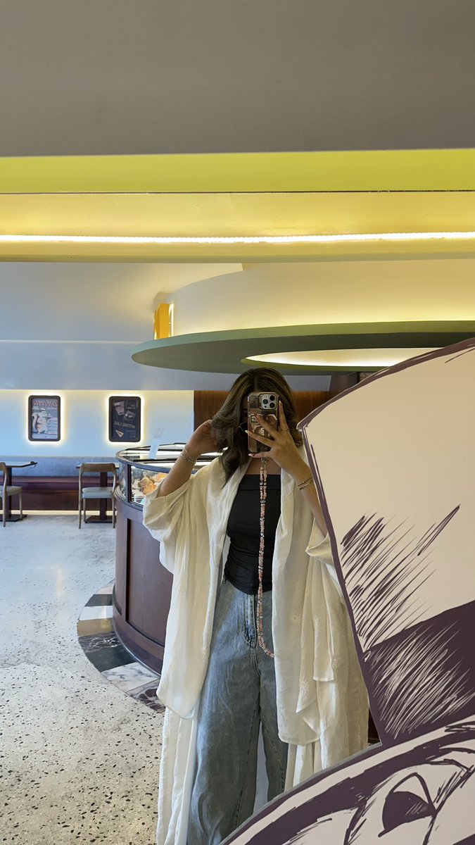 Quitlli's tweet image. 