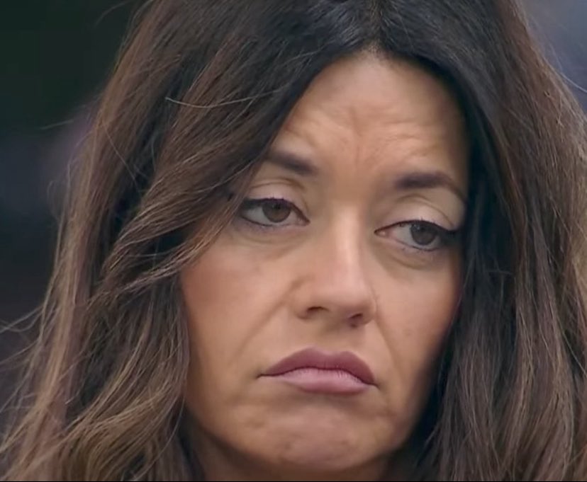 mariohawca's tweet photo. @MMargarita61374 @telefe Recuerda que @telefe es el canal manejado por DEGENERADOS es la cueva de #pedo#Filos empezando con #Corraza #Marley esta denunciado x abuso #Lizytagliani #Poggy acusado de chupar japi en los baños de @GranHermanoAr mientras hace #EspiandoLaCasa y cosas rara en @masterchefAr https://t.co/D45iBPzIqC