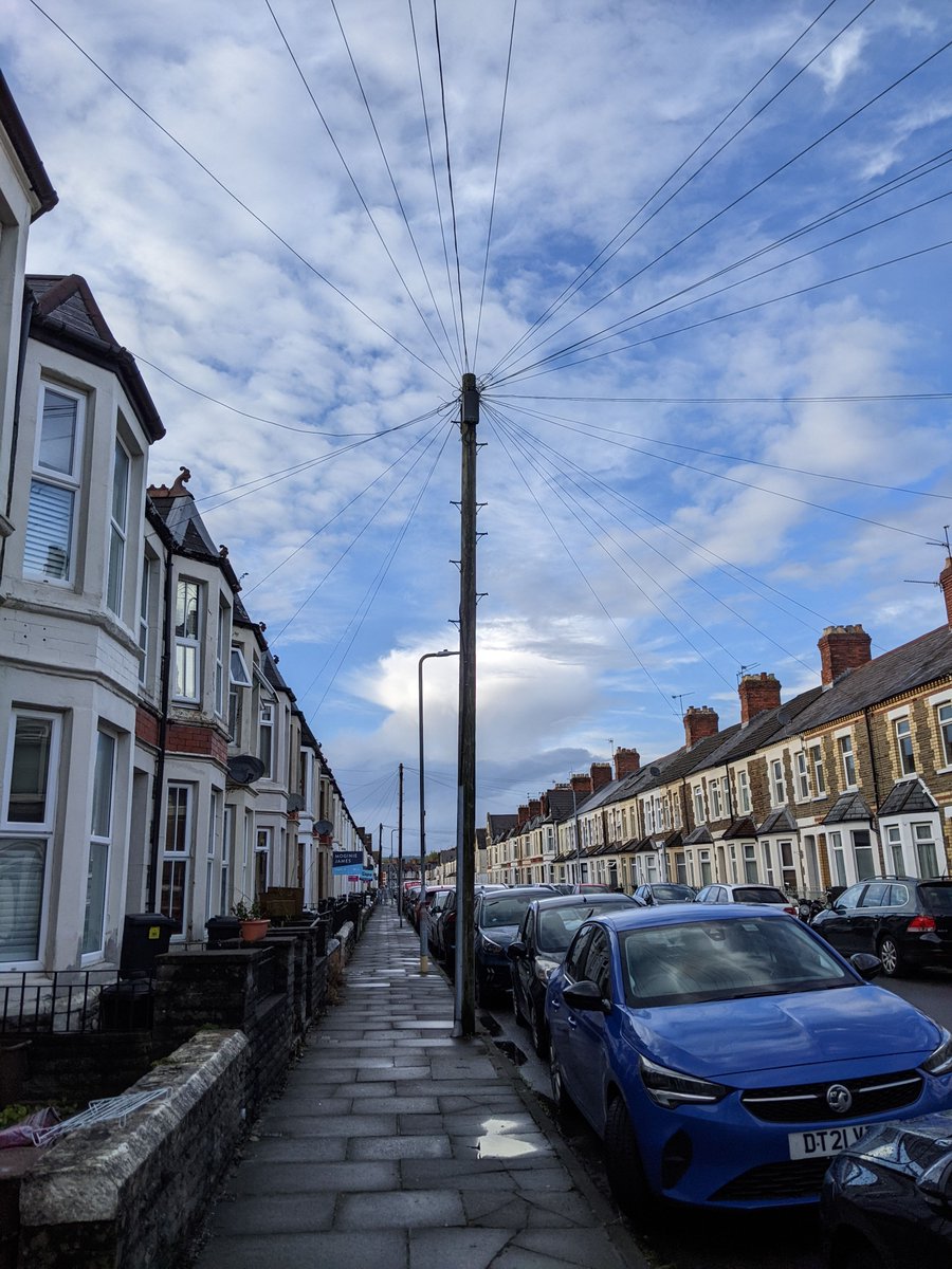 A little evening walk around the neighbourhood.